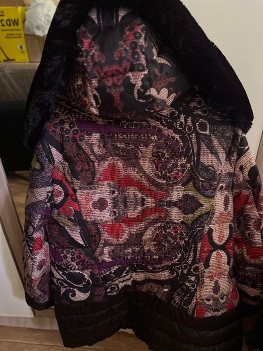 Куртка с капюшоном