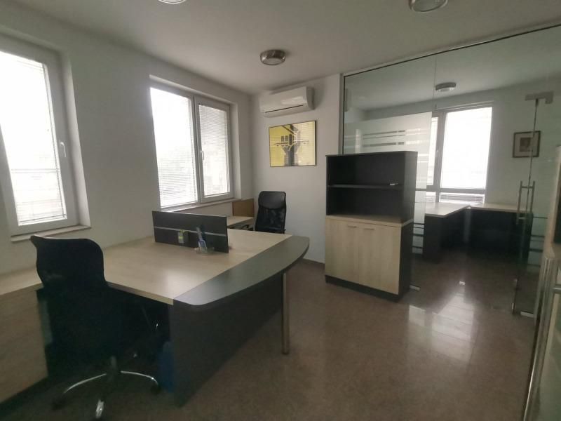 Дава се под наем Офис в София, Манастирски ливади - 85 кв.м за 810 € - Снимка #2
