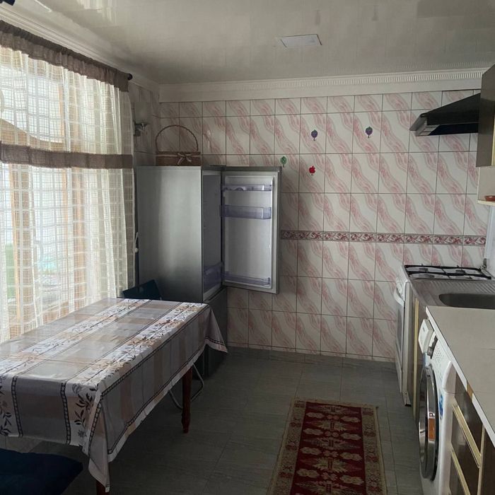 Аренда 2х ком на Бадамзаре , с мебелью и техникой