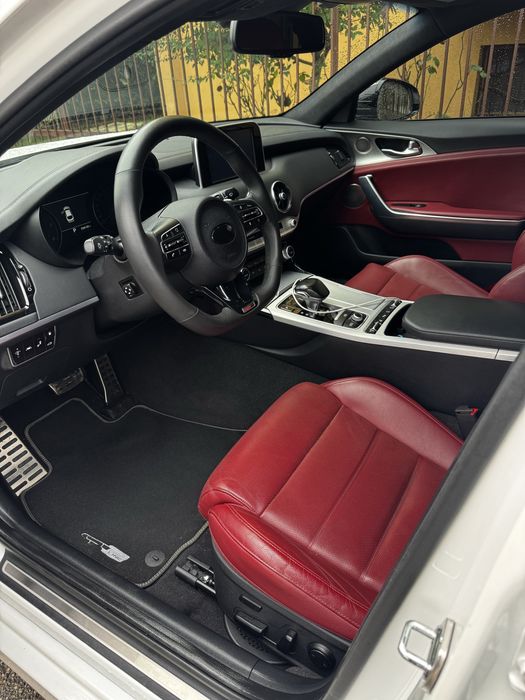 Kia Stinger 2.2 AWD GT full option