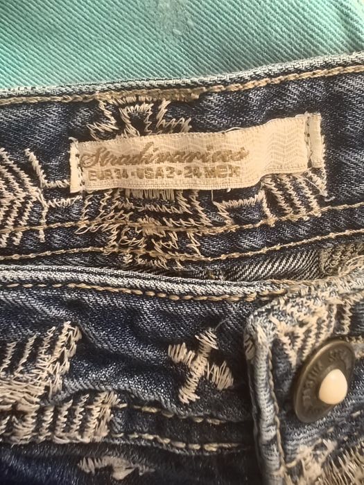 Къси дънкови панталони