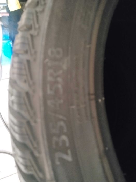 Автошины 235/45/18