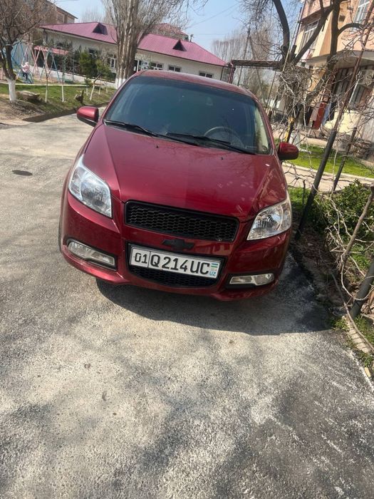 Продаётся Nexia 3