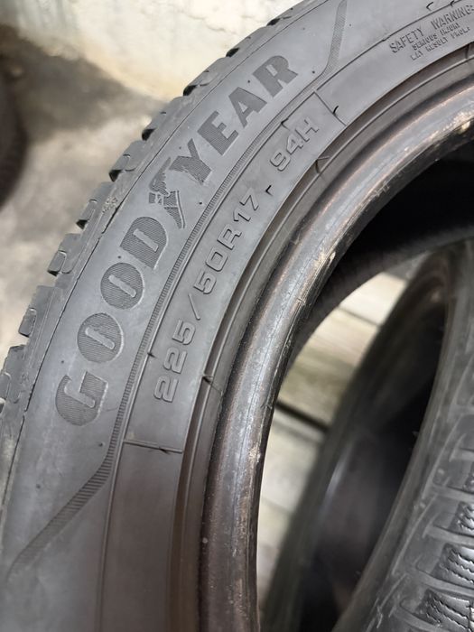 225/50/17 GoodYear 2бр дот21