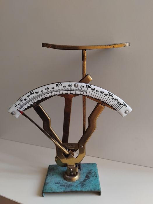 Стара пощенска везна