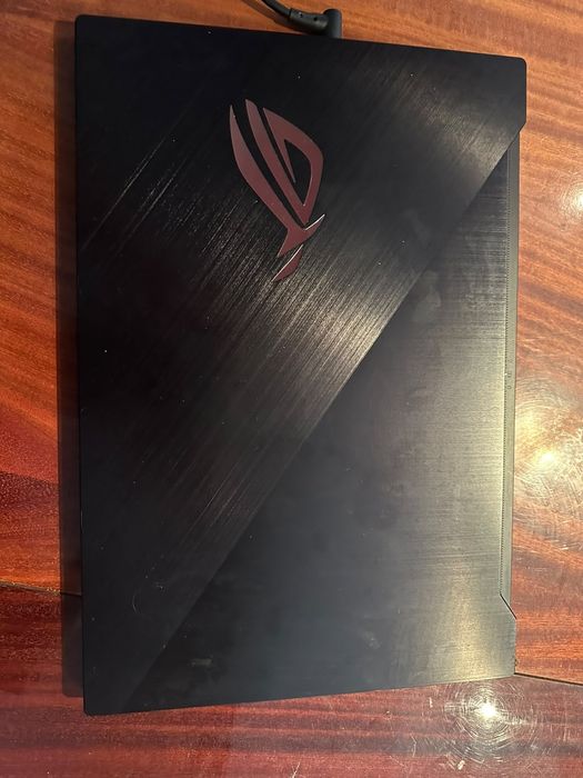ASUS ROG Zephyrus S GX701
