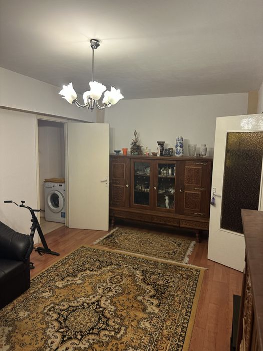Apartament 3 camere Micalaca zona 100