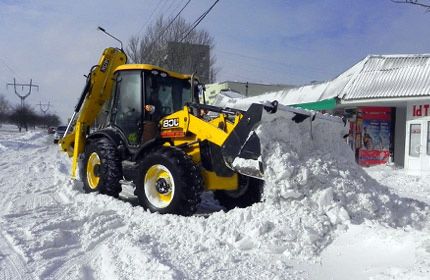 Экскаватор погрузчик 3в1