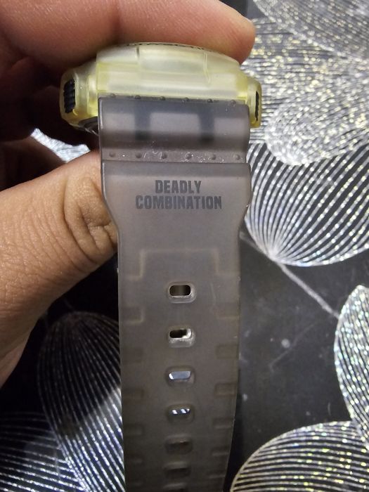 Часовник Вудо устойчив G - SHOCK MISCHIEF