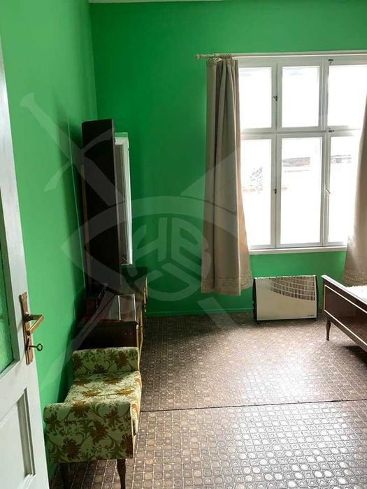 Дава се под наем Етаж от къща в Пловдив, Център - 55 кв.м за 398.82 € - Снимка #5