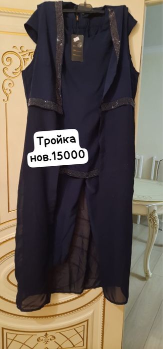 Продам женские платья 50-52 размер