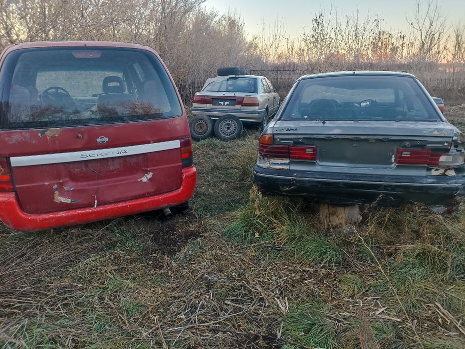 Ниссан Серена с23