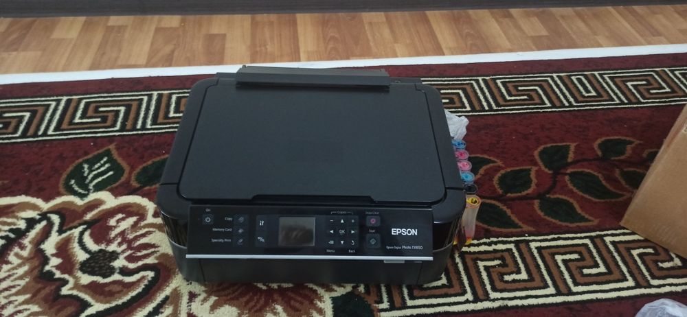 Epson Stylus Photo TX650 ko‘p funksiyali printeri ( MFP )