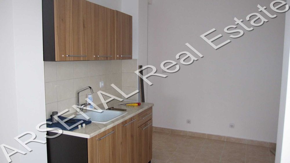 Дава се под наем Тристаен апартамент в София, Манастирски ливади - 109 кв.м за 575 € - Снимка #1