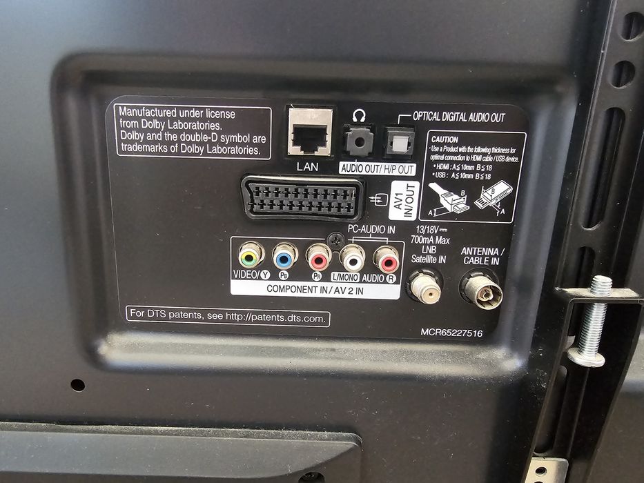 3D телевизор LG 42" Smart TV – модел 42LF652V