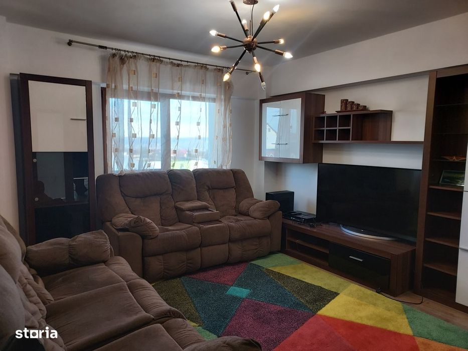 Marasesti - apartament cu 4 camere decomandate