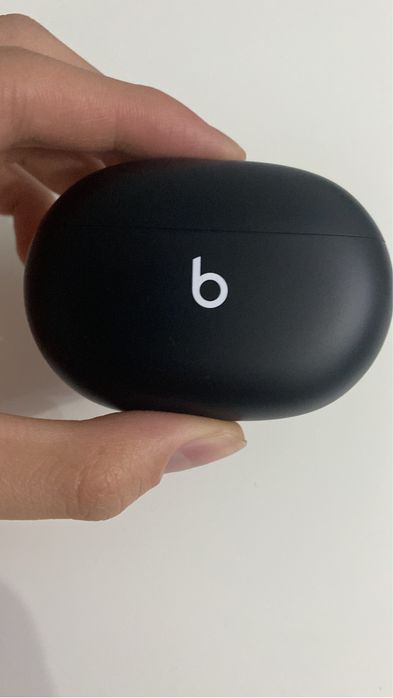 Beats studio buds