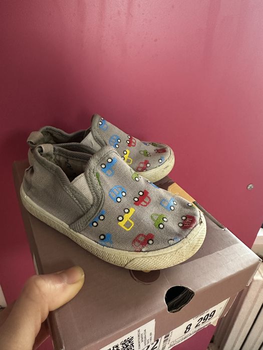 Продам кеды детские