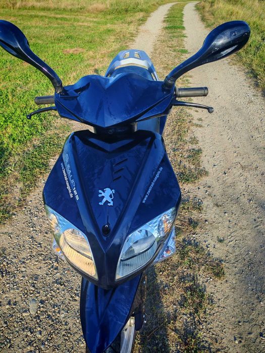 Moto Scuter  PEUGEOT 125cc  2009