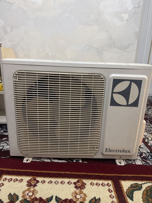 Kandisoner 12 talik yangi sotiladi firma ELECTROLUX