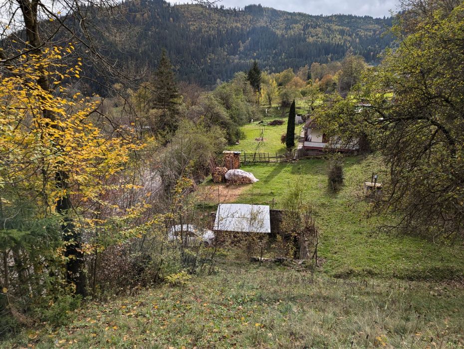 Teren cu casa de vanzare negociabil