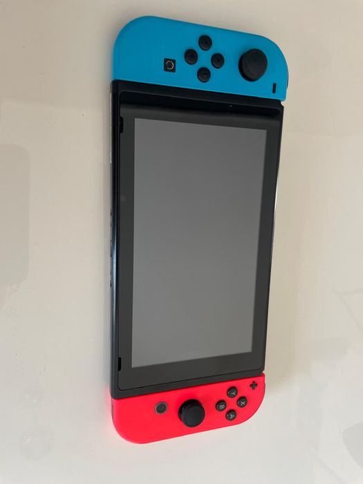 Nintendo Switch V2 pachet complet
