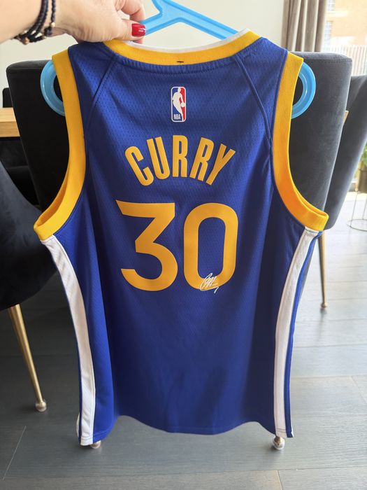 Maiou baschet Curry 30