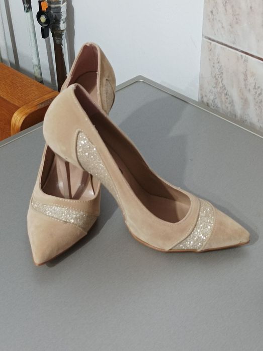 Pantofi piele întoarsă