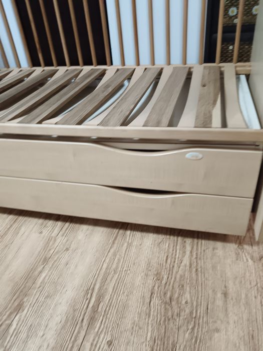 Pătuț bebeluș se vinde în  stare foarte bună