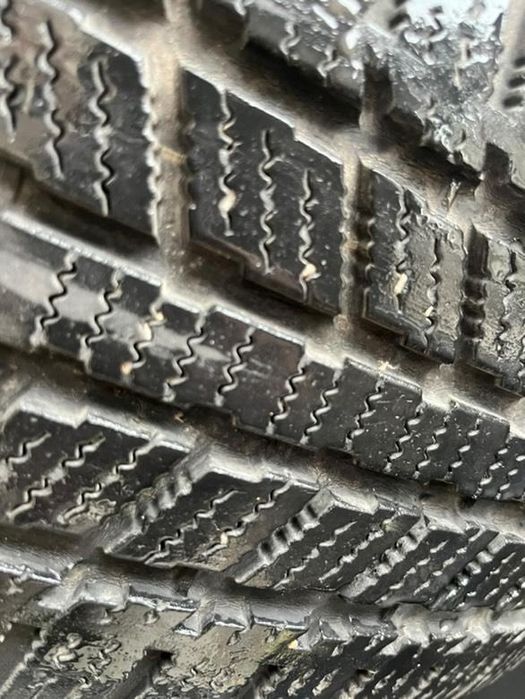 Гуми 225/65/17//