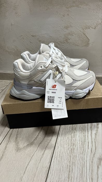 New balance 9060, 41 si 36