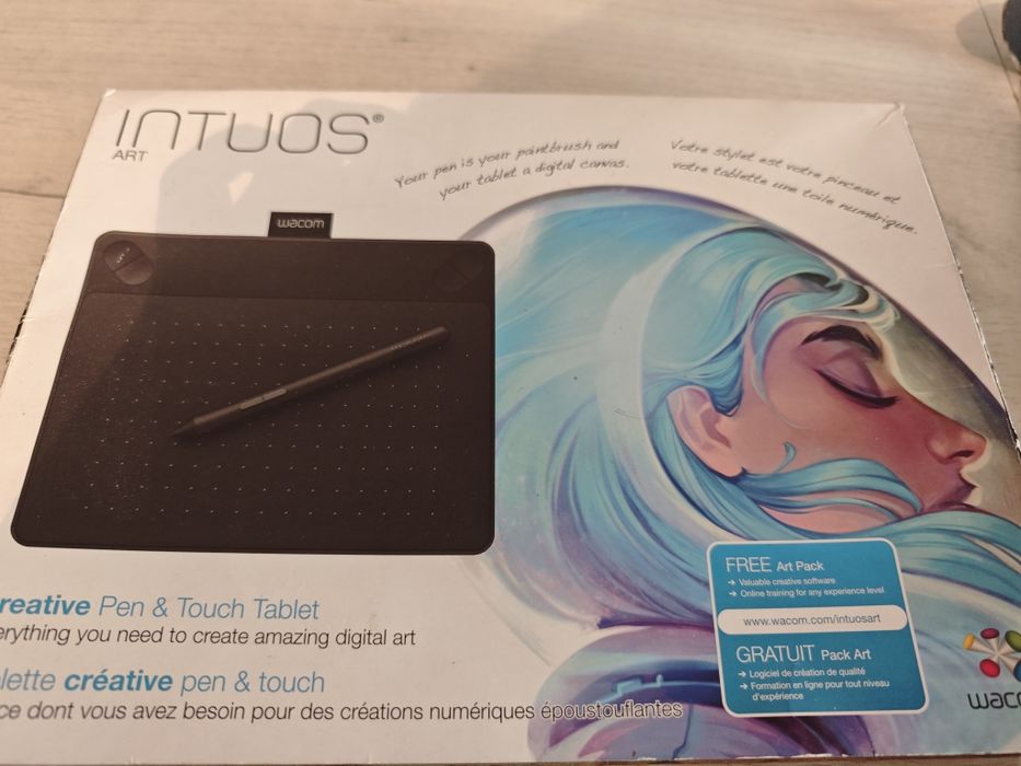 Графичен таблет INTUOS WACOM 6.3.17