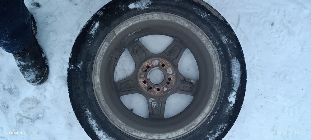 Продам диски с резиной 5/100 и 4/100