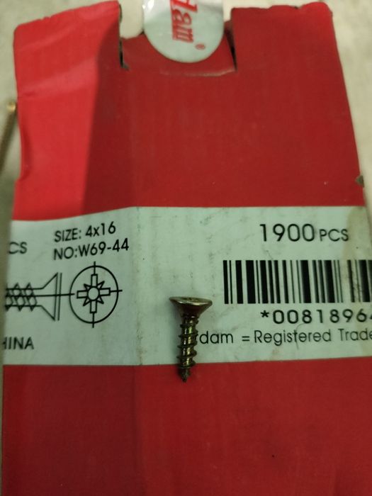 Продам саморезы кровельные