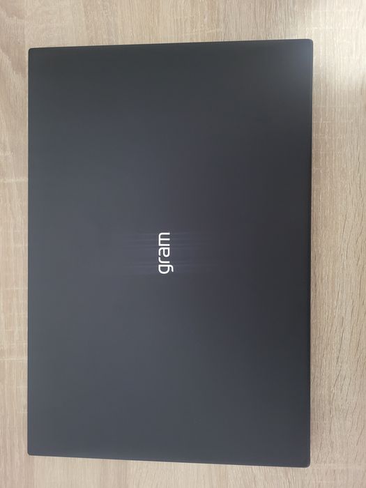 Vand Laptop LG Gram 17