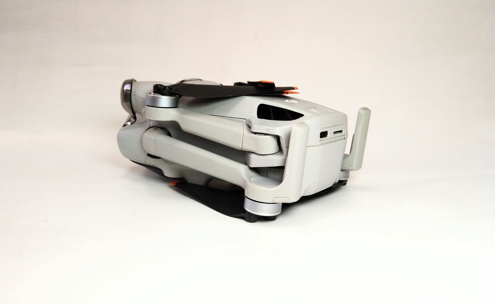 DJI Mini 4 pro квадрокоптер