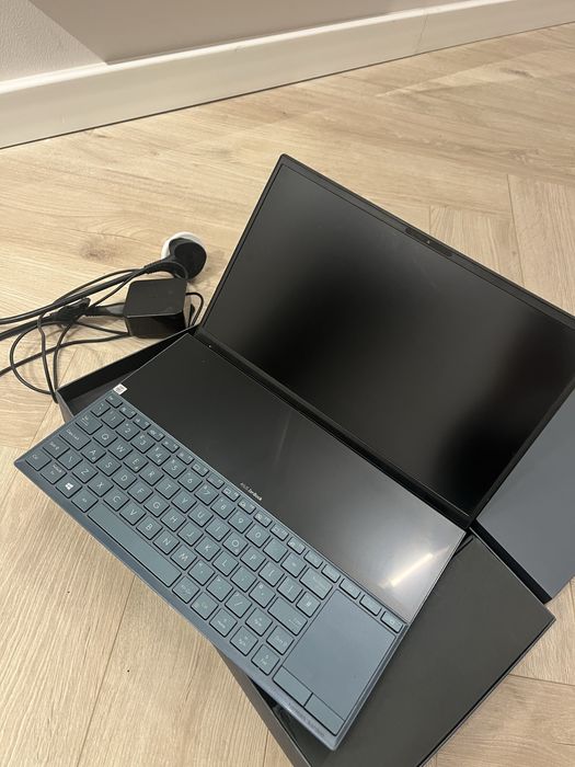 Laptop Asus Zenbook duo - ux481fl