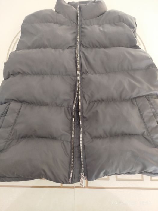 Продам безрукавки