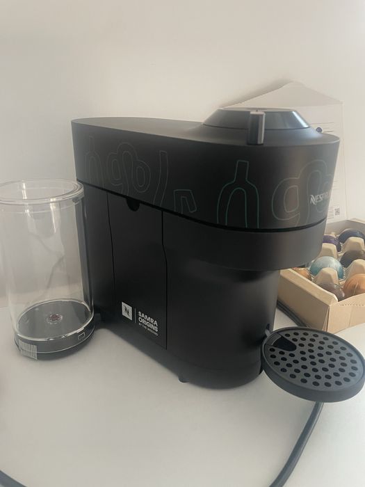 Espressor Nespresso Vertuo pop+