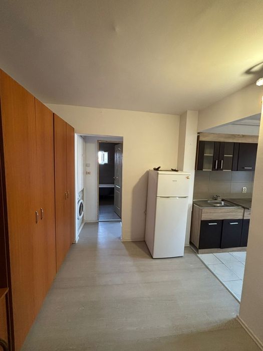Închiriez apartament cu 2 camere zona Dedeman