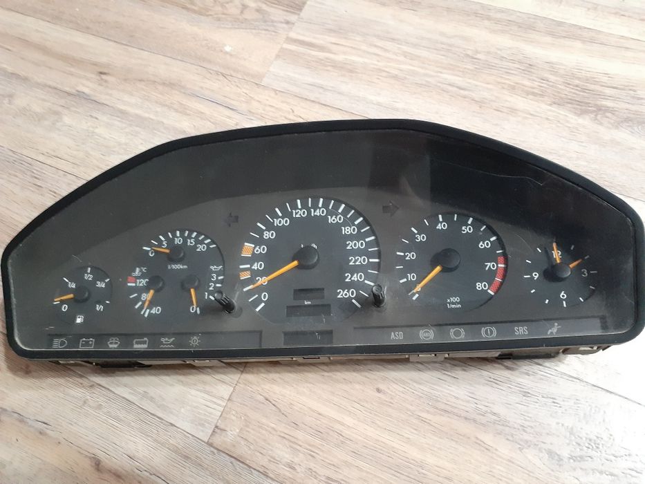 Заттар Мерседес W140.