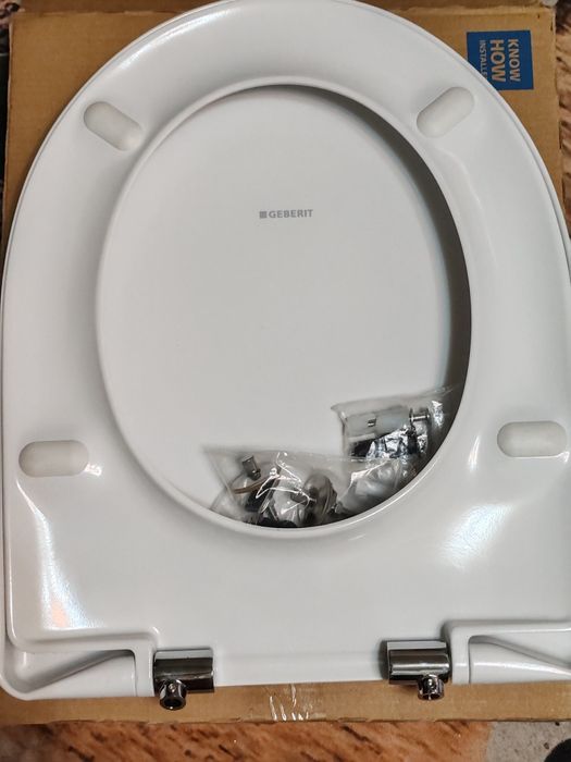 Сиденье на унитаз Geberit