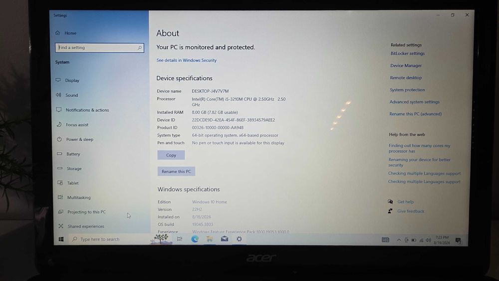 Laptop Acer E1-571G
