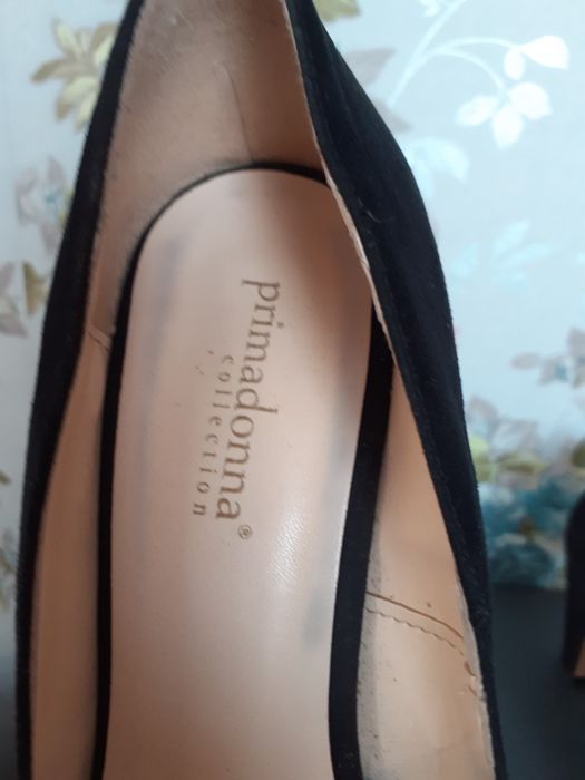Туфли замшевые Made in Italy.