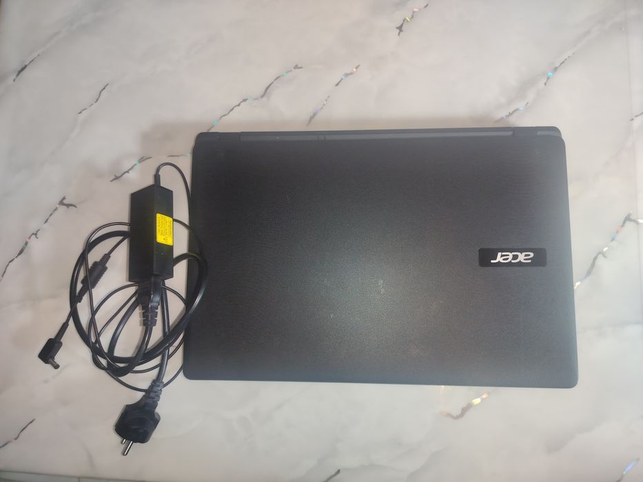 Продам ноутбук Acer Extensa