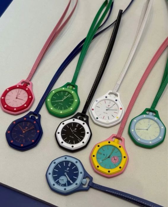 Два броя за 180лв Swatch x AP часовници