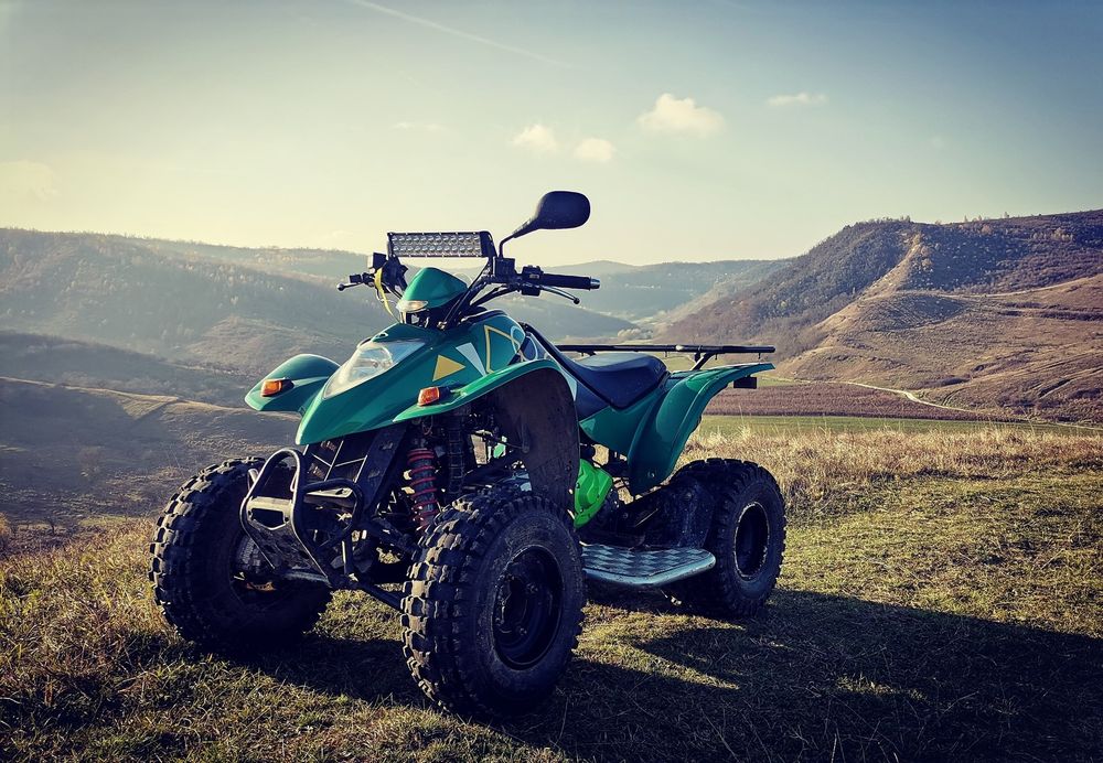 Vând kymco kxr 250