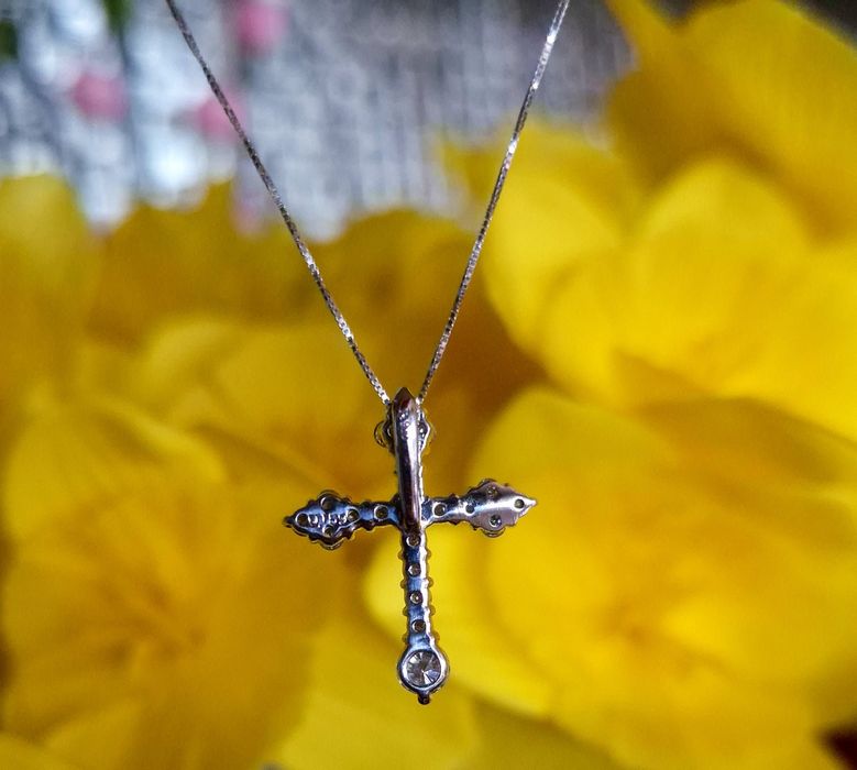 Colier din aur de 18K si platina cu diamante naturale