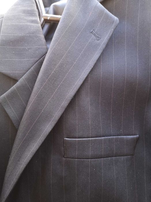 costum barbatesc  marime mare 62, ca nou