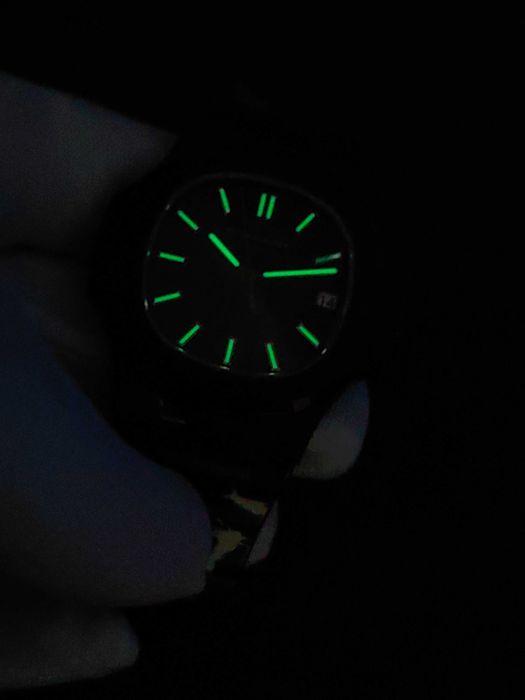 Patek Nautilus с 4 секунди отклонение